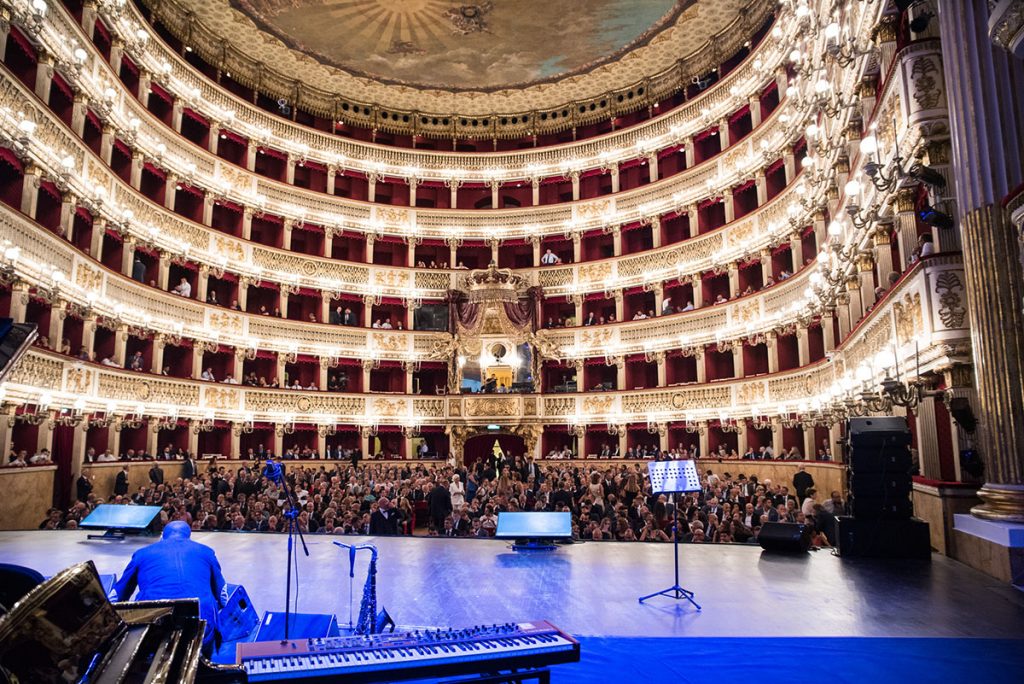 pubblico-teatro-san-carlo